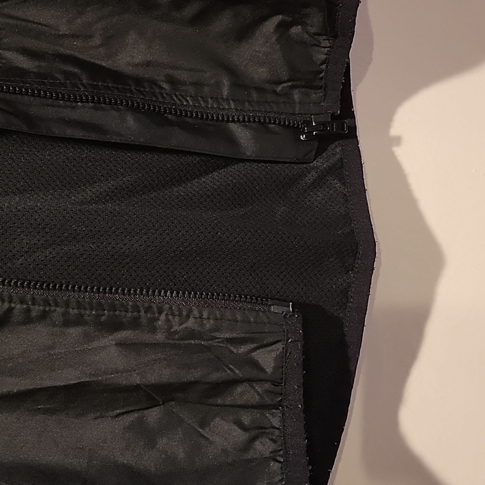 Adidas Black Jacket Size 5t black with 3 stripe - Picture 3 of 4